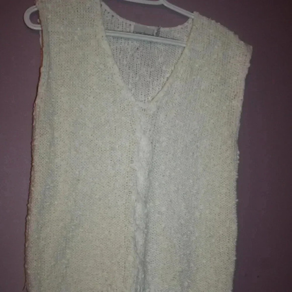 Vintage Garland White Sleeveless Sweater Small, Cable Knit Vest, Shirt - Picture 2 of 12